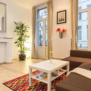 Apartamento - Steps Grand Place - Local Vibrant Neighbourhood, Bruselas