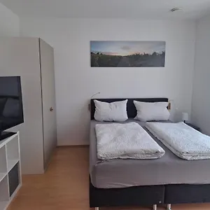 zwischen-wein-und-stein-ferienwohnung-neben-den-weinbergen.com-bavaria.com/